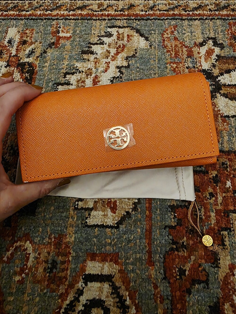 Tory Burch-NWOT Orange Leather Glasses Case with Authentic Dust Cloth Case